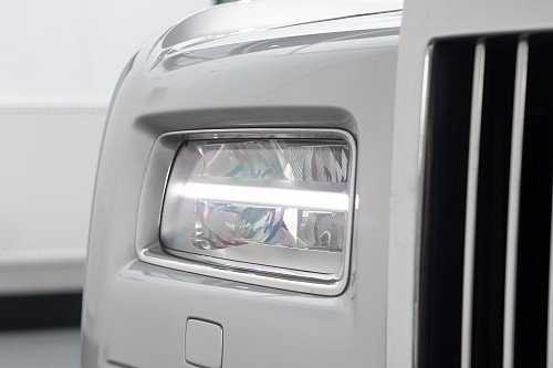 Rolls Royce Phantom Sliver - Front Light