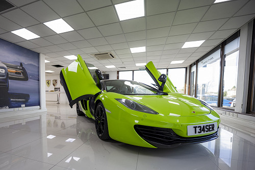 McLaren MP4 - Green - Doors open / Up