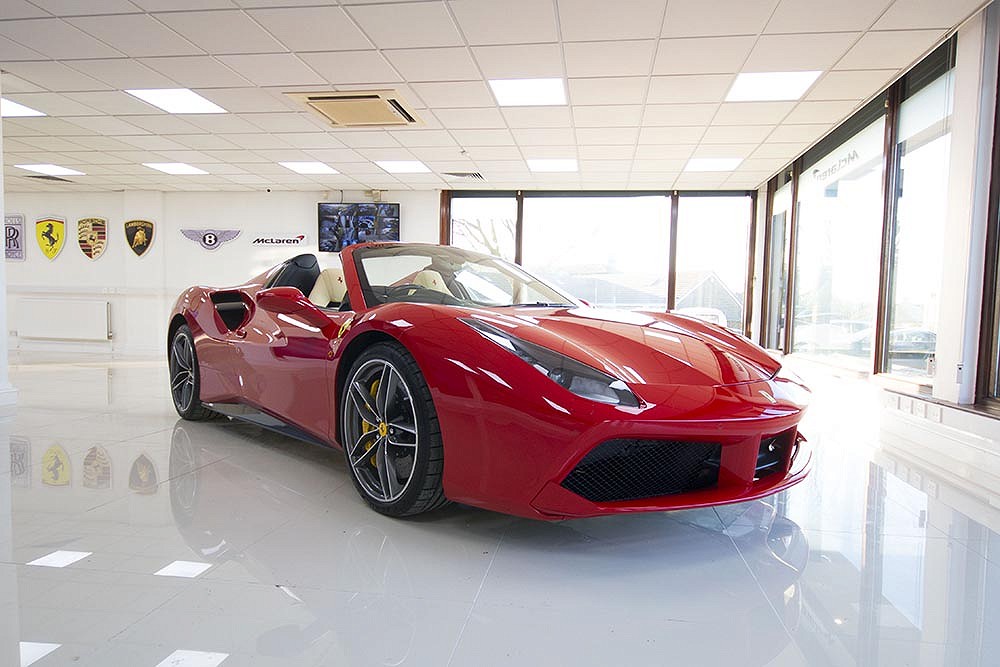 Hire a Ferrari 488 Spider