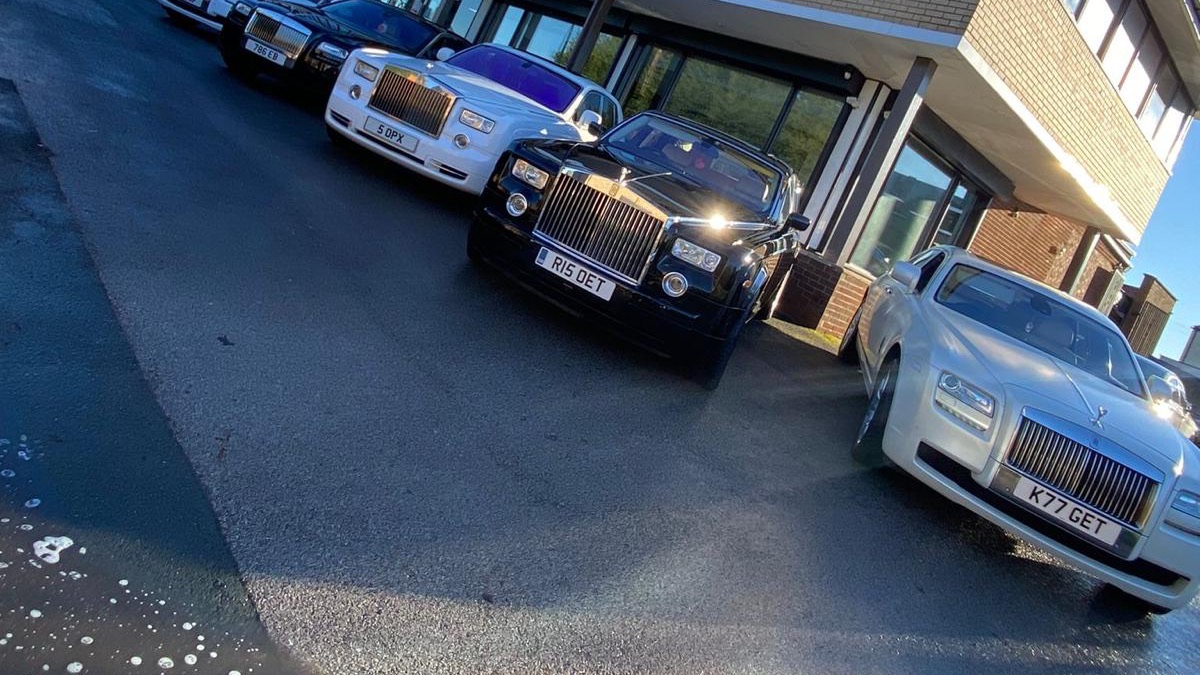 VIP chauffeur car line-up for Leeds bookings