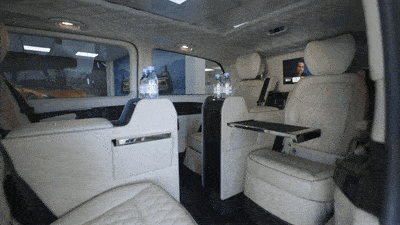 Mercedes V Class Senzati chauffeur hire vehicle